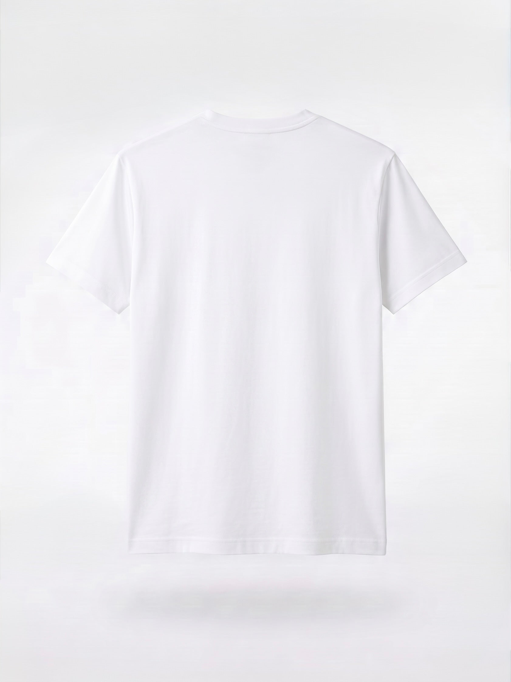 Polo blanco T-01 Essential Pima, vista posterior.
