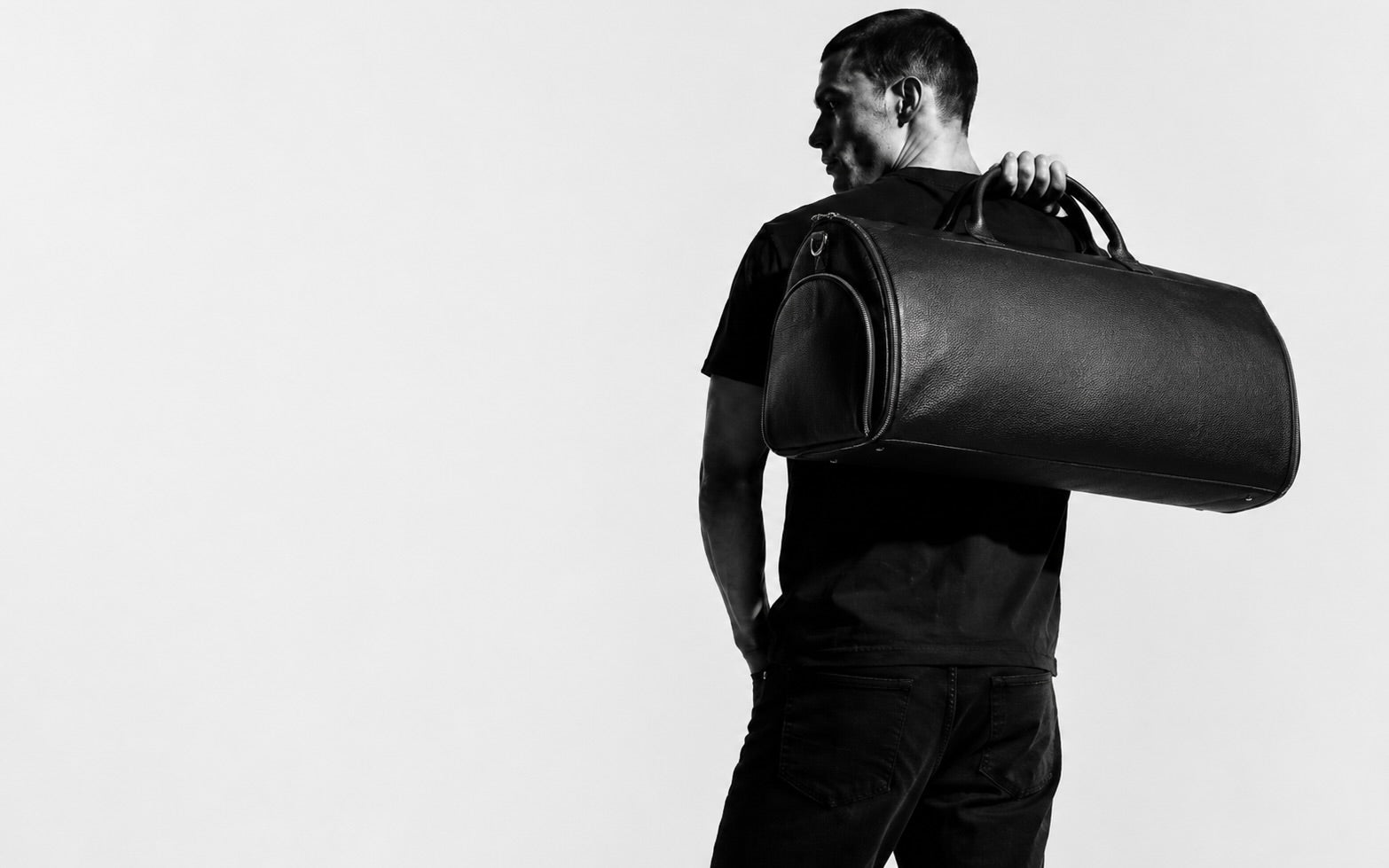 C-01 TRAVEL DUFFEL